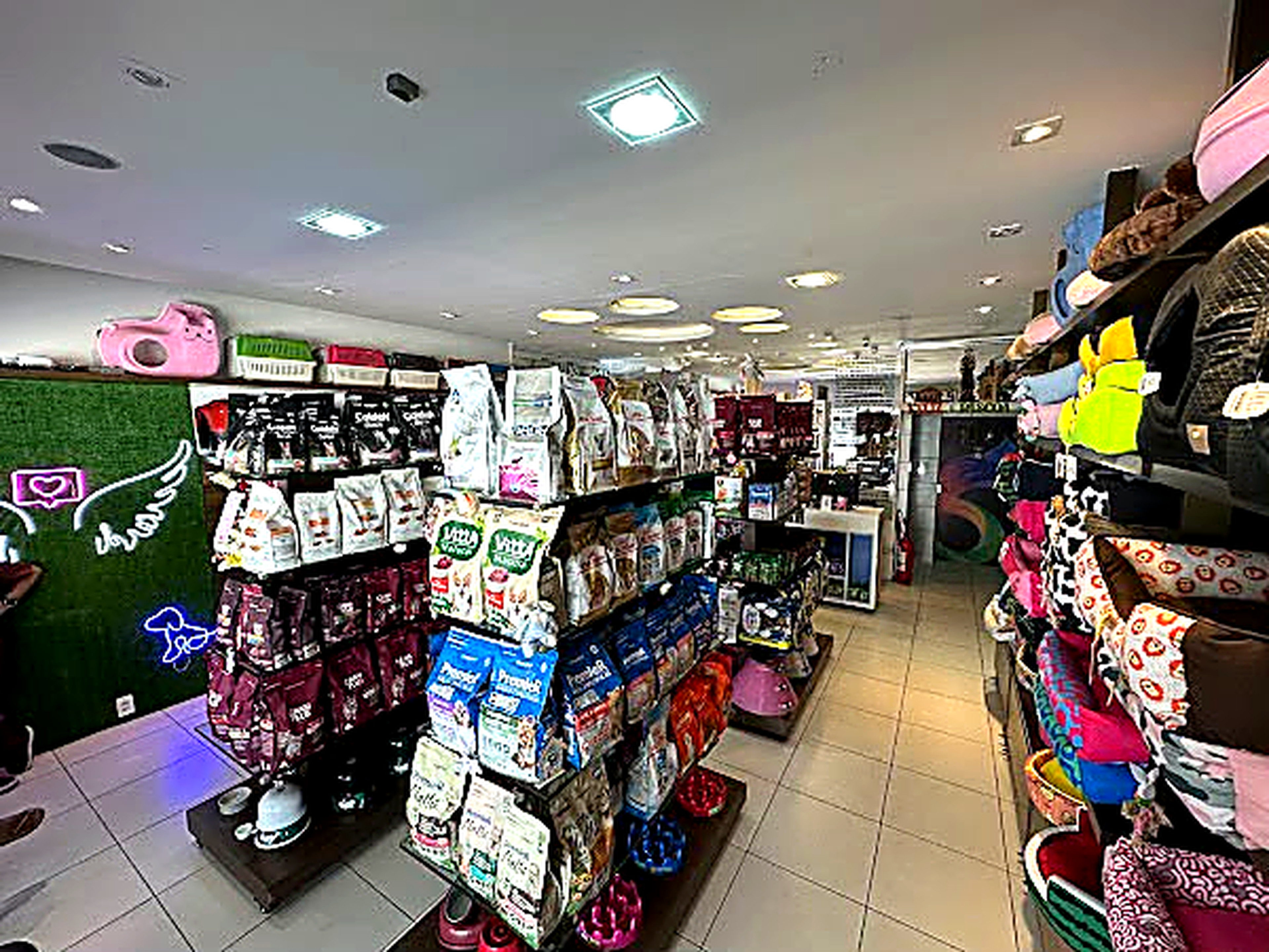 Pet shop